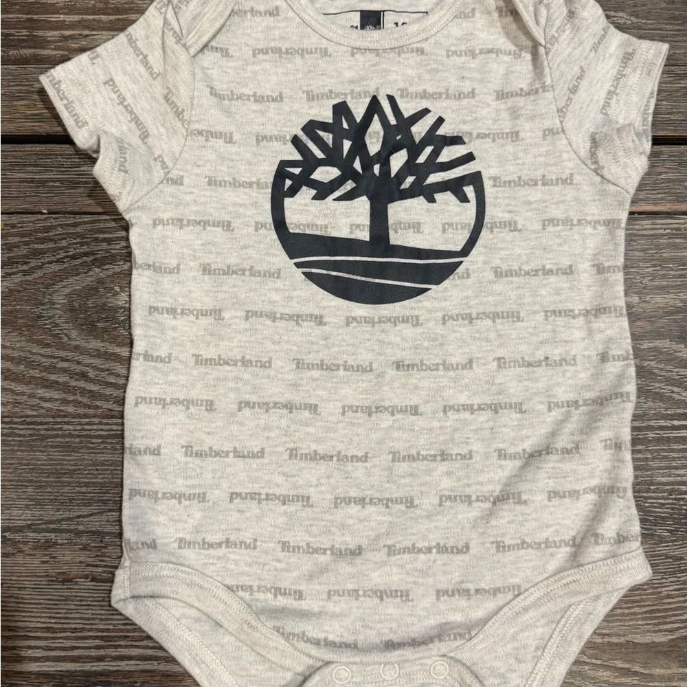 Timberland Gray Patterned Baby Onesie Sz(18months) - Picture 1 of 4